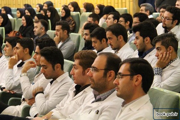 اعطای کمک هزینه به کارورزان شهریه پرداز دانشگاه علوم پزشکی تهران